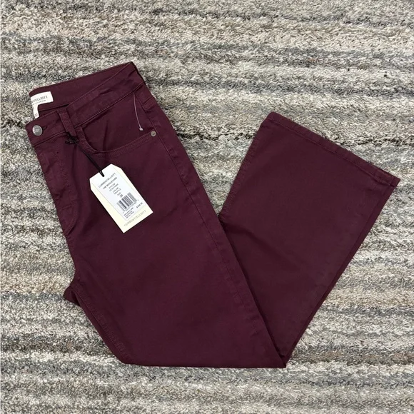 Current/Elliot Mid Rise Cropped Bootcut Jeans Sz 30 NWTCurrent/Elliot Jeans -